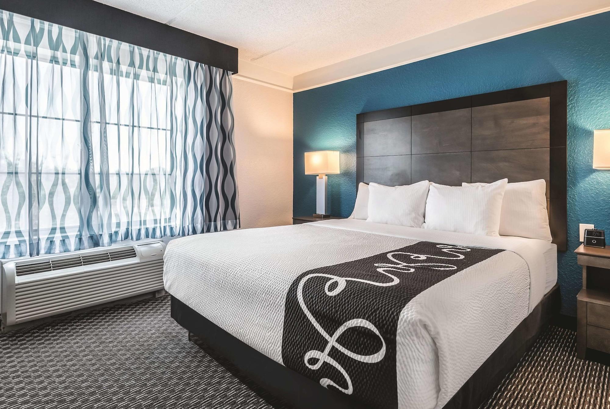 La Quinta By Wyndham Orlando Lake Mary Bagian luar foto
