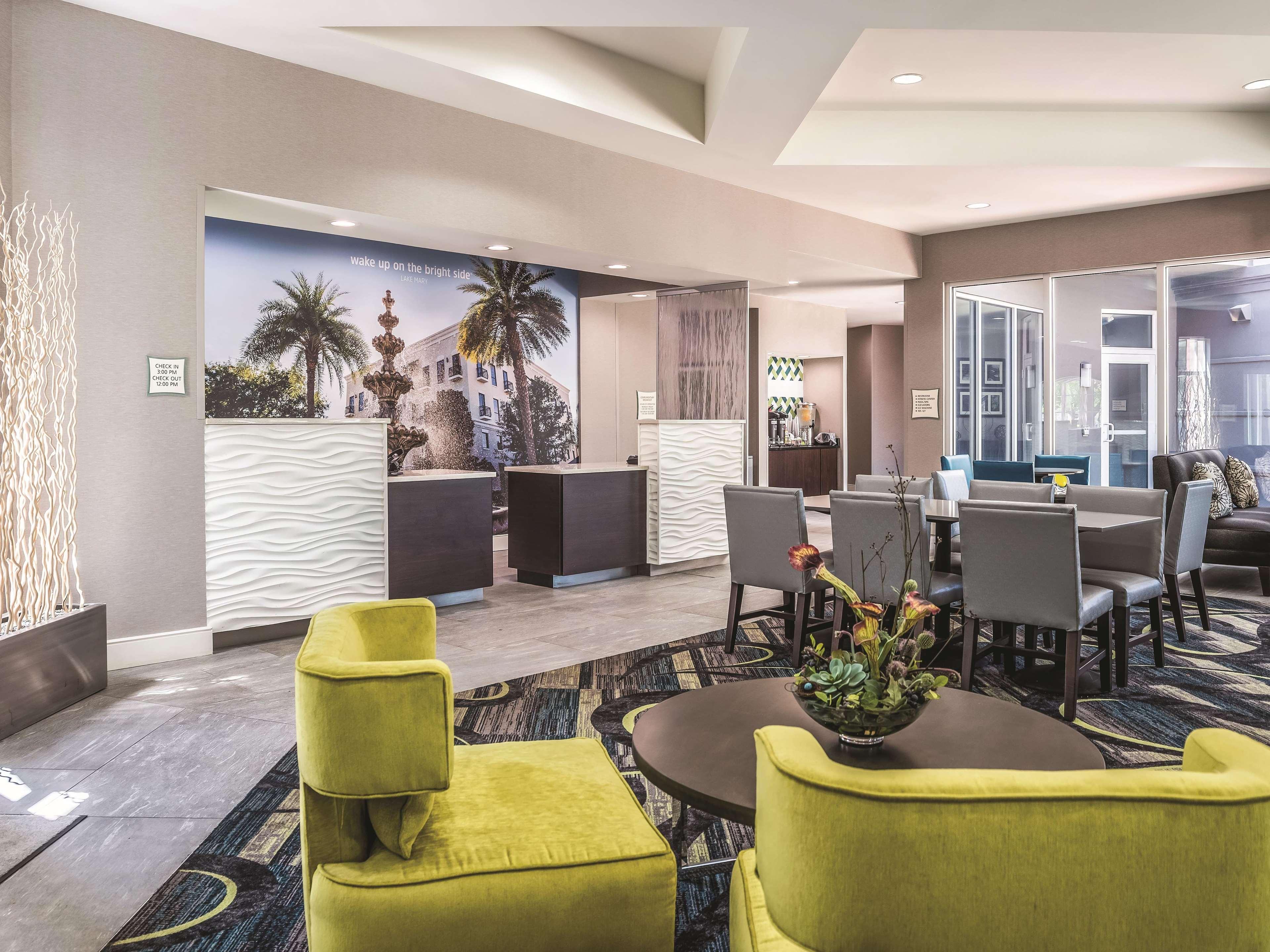 La Quinta By Wyndham Orlando Lake Mary Bagian luar foto